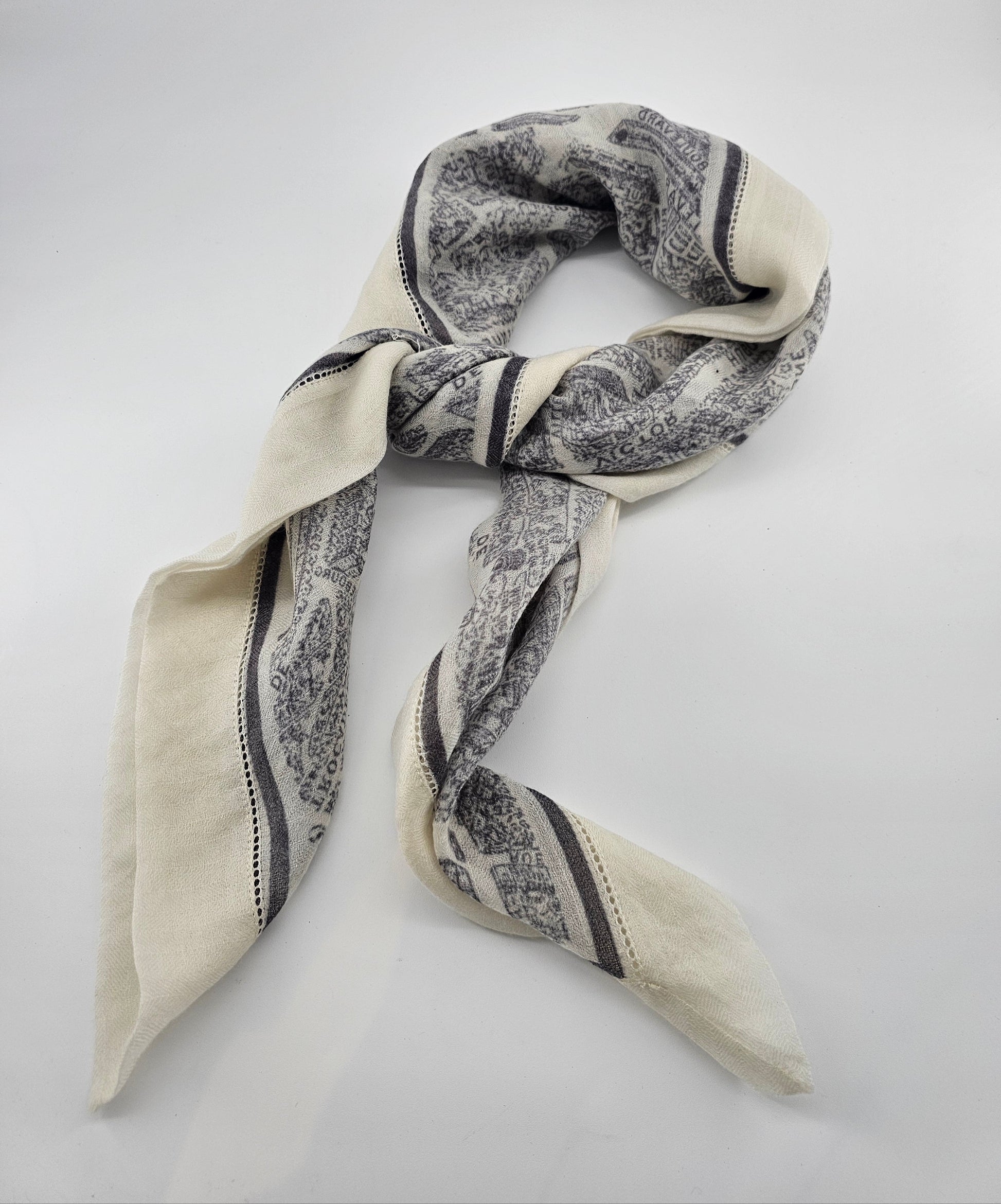 cashmere, hand finished,100% pure, unique design, cashmere,decroative fabric,shawl,pashmina,sofat scarves,horse scarve square scarve,  white, and black , beige, map of paris 